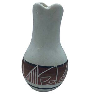Vtg UTE Mountain Tribe Native American Pottery Vase 4.75” Signed Handcrafted